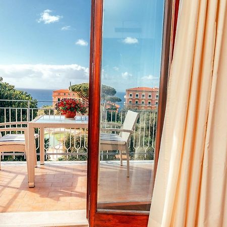Eden Suite Sorrento Exterior photo